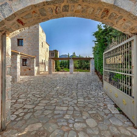 Achelatis Traditional Guest Houses Ареополис Экстерьер фото