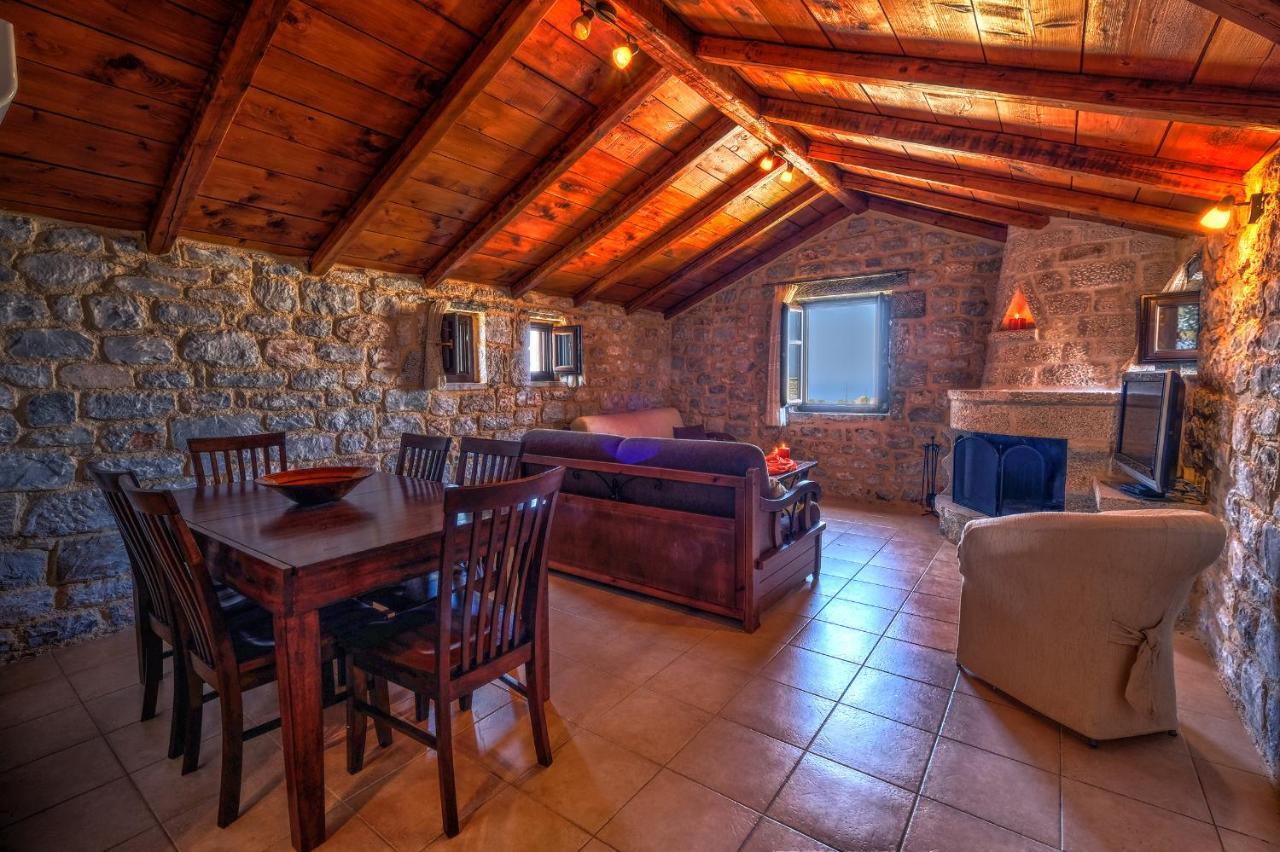 Achelatis Traditional Guest Houses Ареополис Экстерьер фото