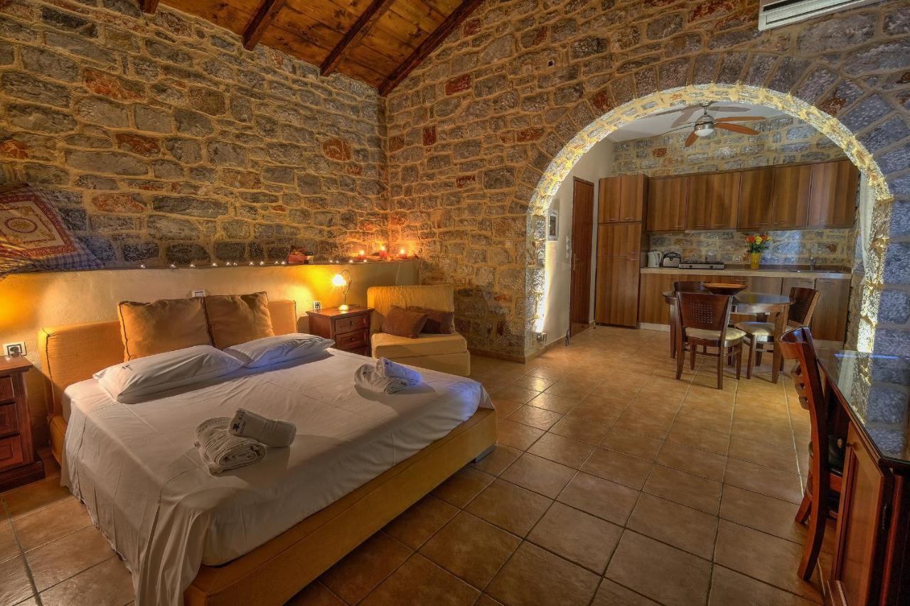 Achelatis Traditional Guest Houses Ареополис Экстерьер фото