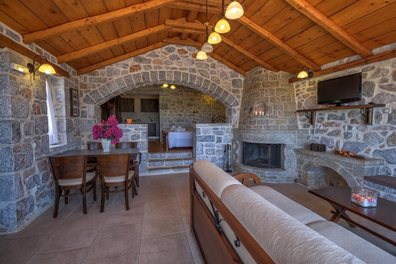 Achelatis Traditional Guest Houses Ареополис Экстерьер фото